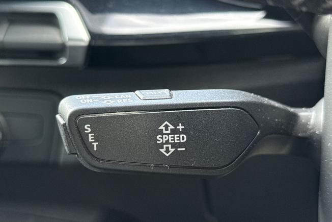 AUDI Q2 Photo 38