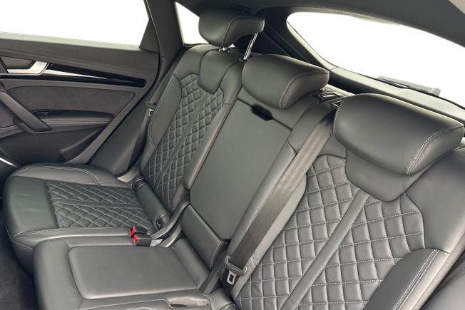 AUDI Q5 Photo 9