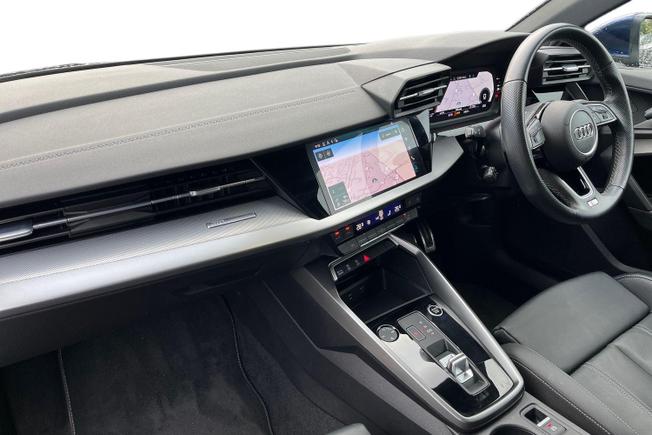 AUDI A3 Photo 2