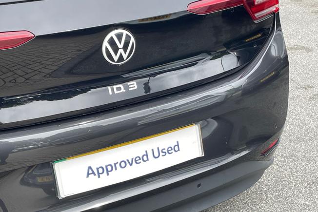 VOLKSWAGEN ID.3 Photo 21