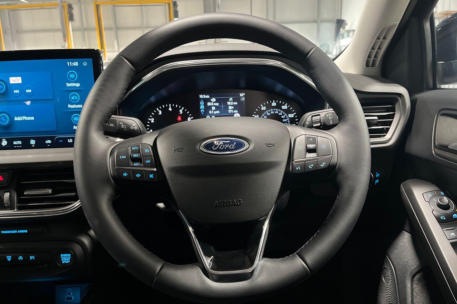Ford Focus Photo 11