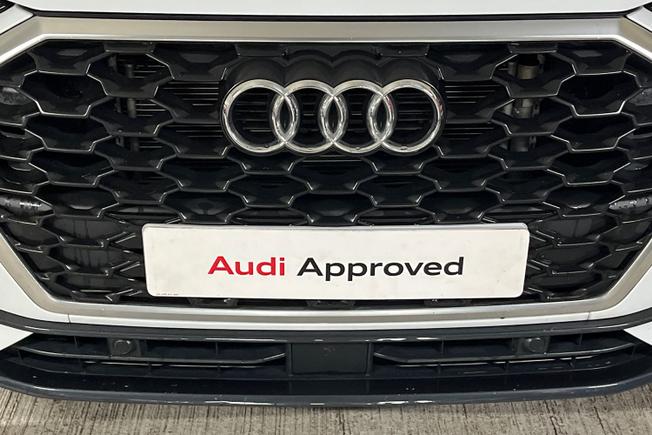 AUDI Q3 Photo 39
