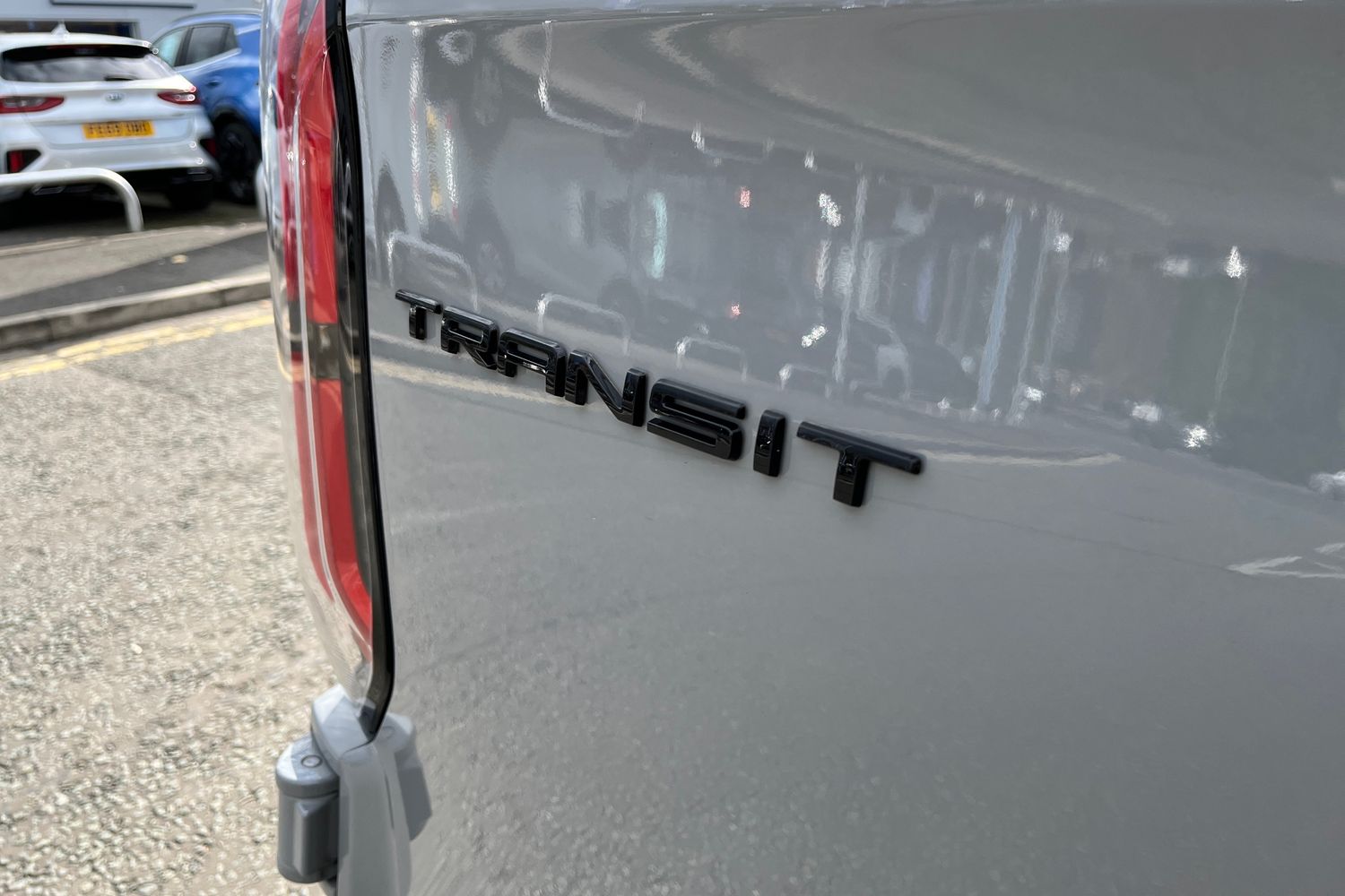 Ford TRANSIT CUSTOM Photo 20