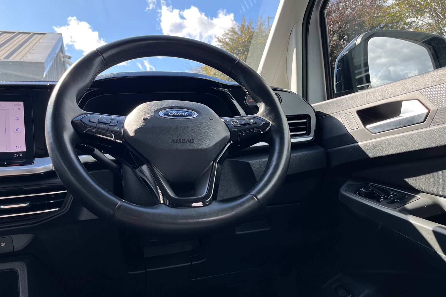 Ford Tourneo Connect Photo 11