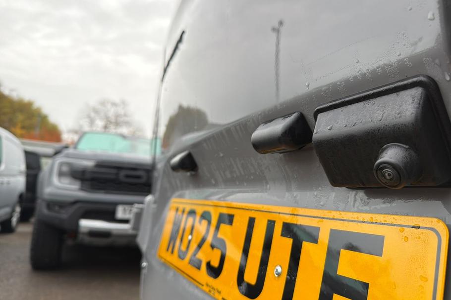 Used Ford TRANSIT CUSTOM 24