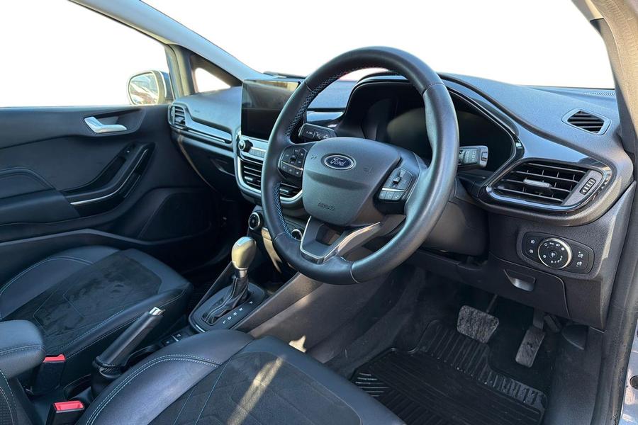 Ford FIESTA Photo autoimg-6279a953b67758af3215f22e0ebca14fa8b762e6.jpg