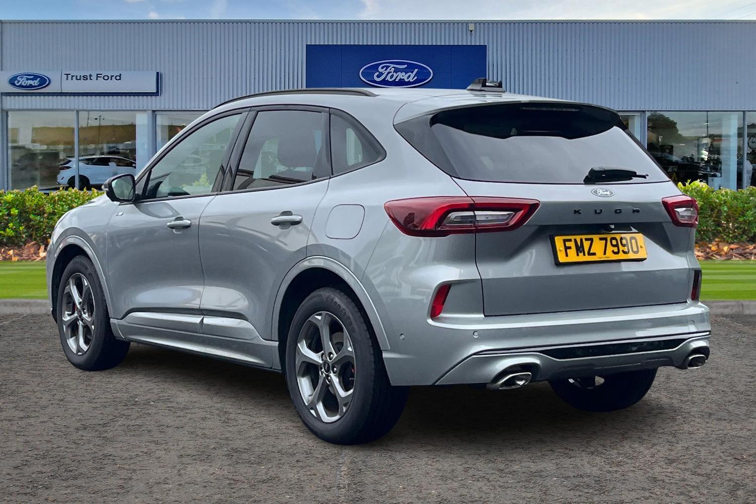 Ford Kuga Photo 1