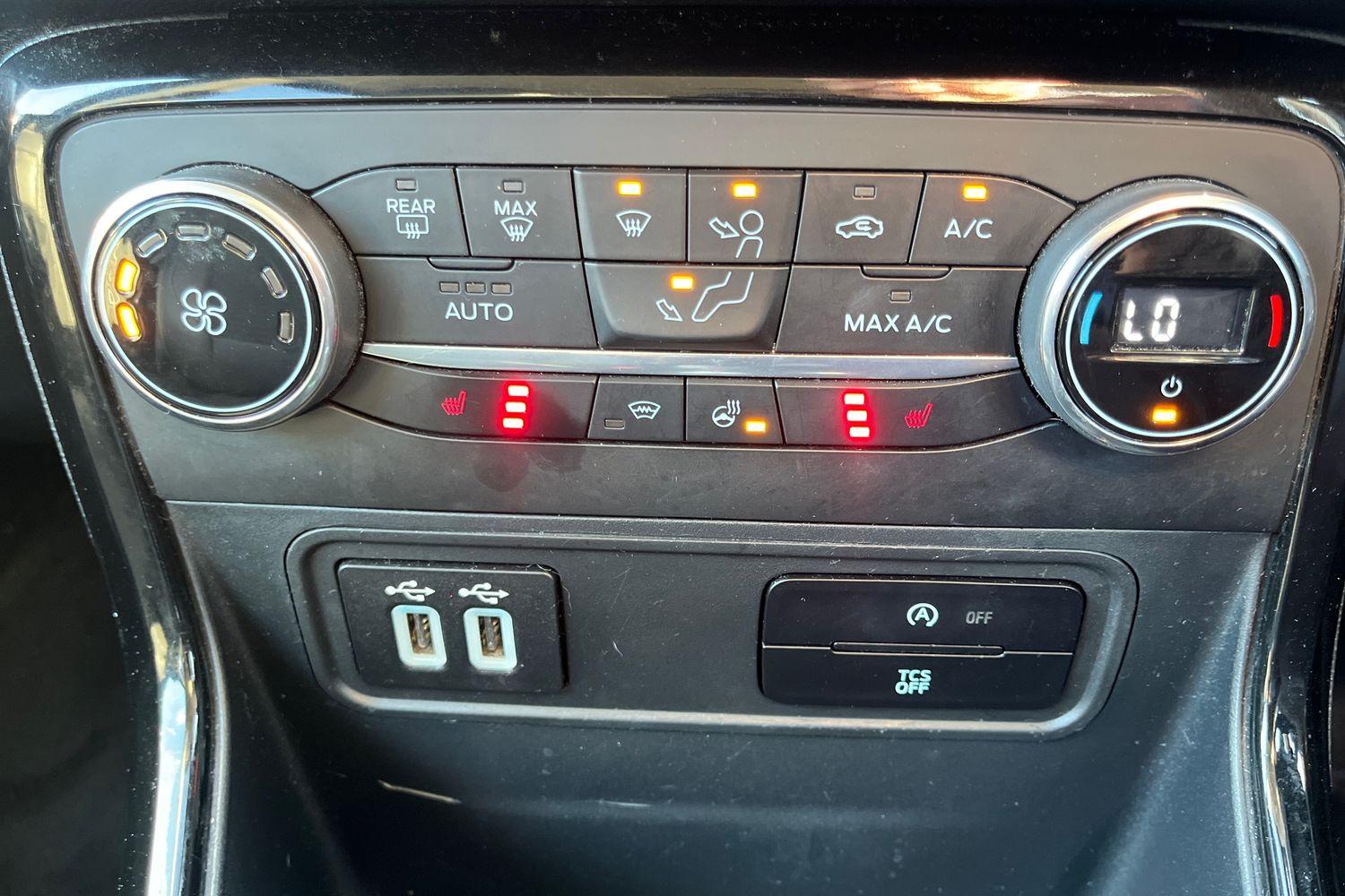 Ford EcoSport Photo 22