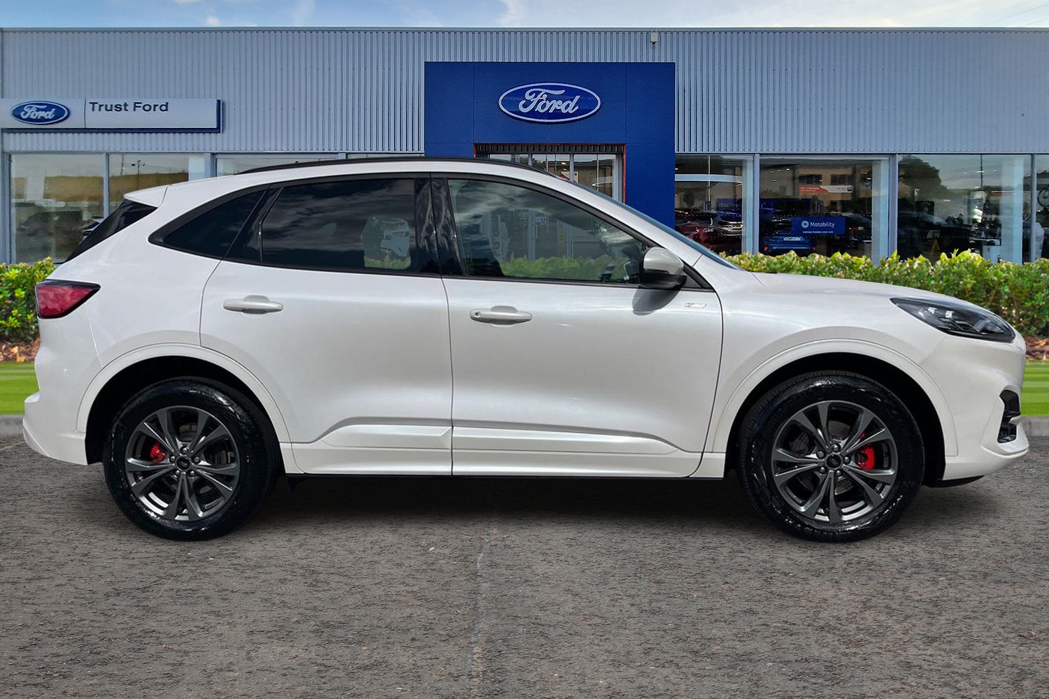 Ford Kuga Photo 2
