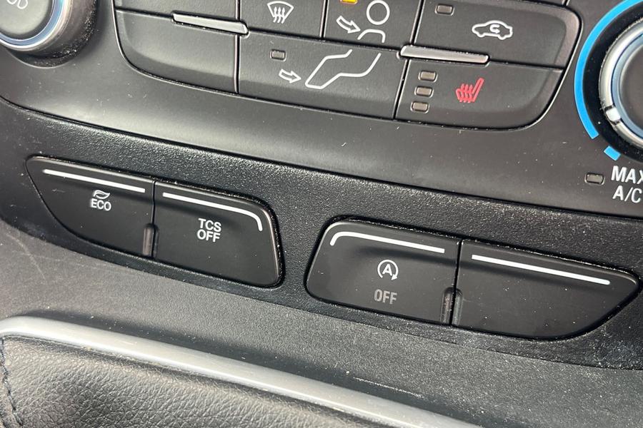 Ford TRANSIT CONNECT Photo autoimg-62830a28b35cd97e55d018af8339bb4e263715ae.jpg