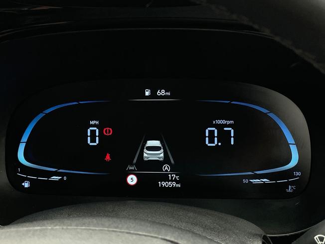 HYUNDAI i10 Photo 15