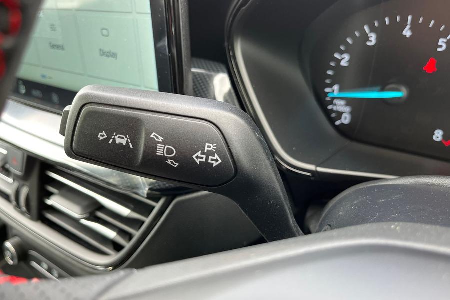 Ford FOCUS Photo autoimg-6289aaaab9ce74f4be0a8c1dc1fb2d9e3ce0b12a.jpg