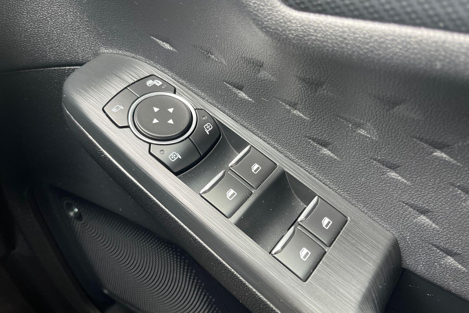 Ford KUGA Photo 15