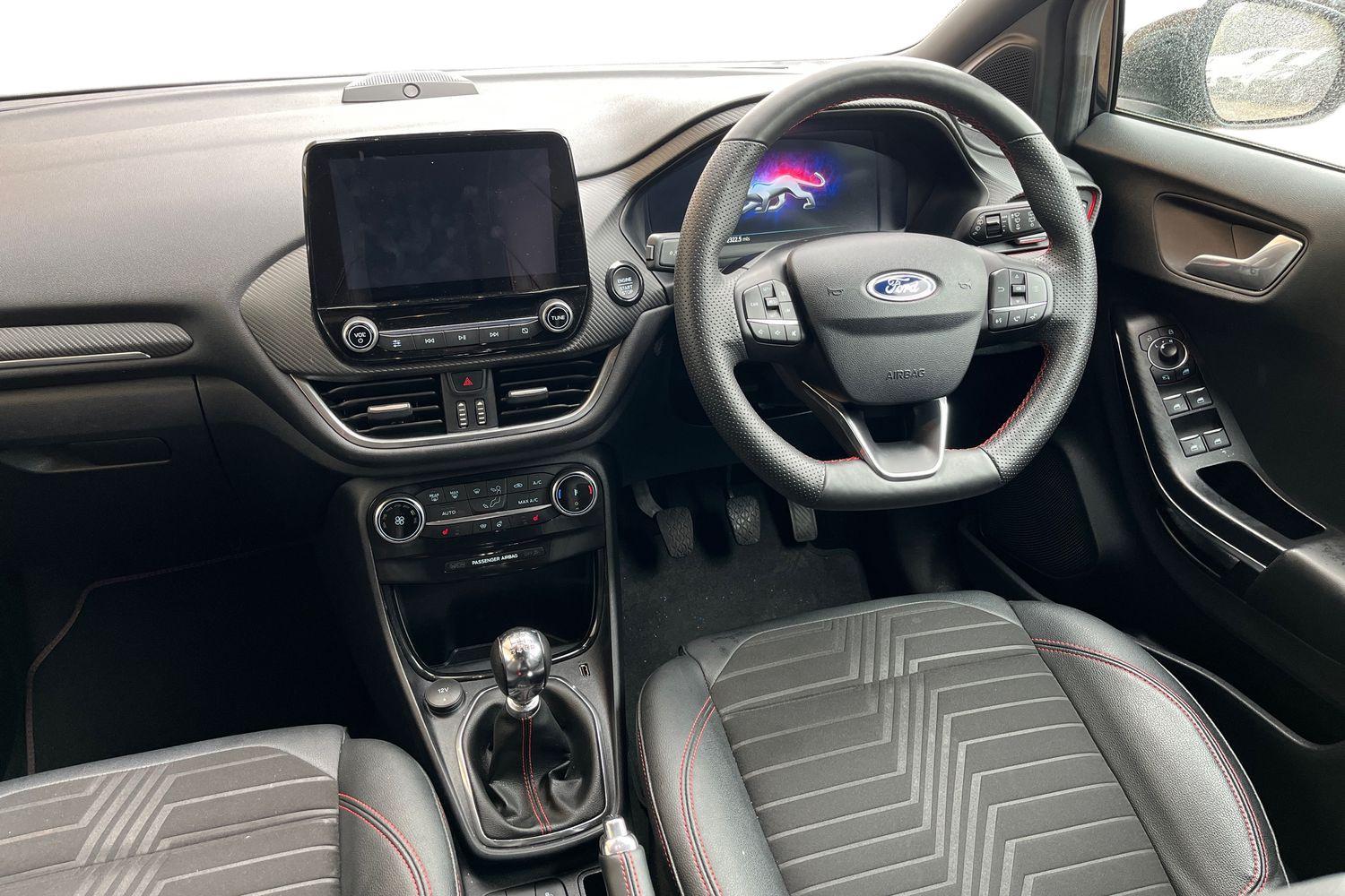 Ford PUMA Photo 10