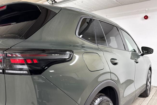 VOLKSWAGEN Tiguan Photo 38