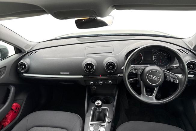 AUDI A3 Photo 10