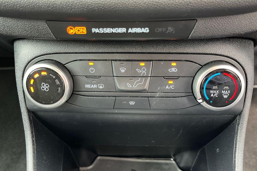 Ford FIESTA Photo autoimg-629736e7f6917f6dd431b243479b202763594789.jpg