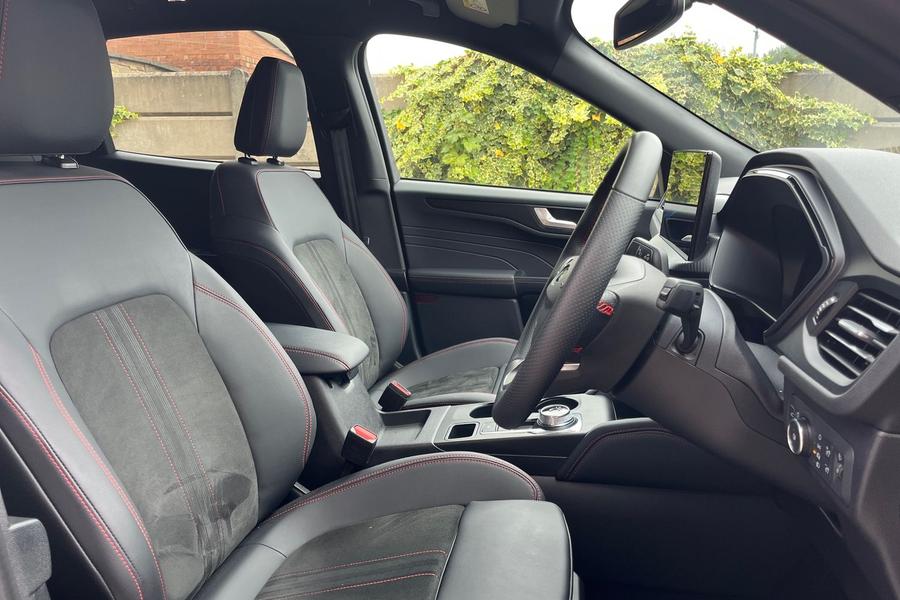 Ford KUGA Photo autoimg-6298005ad3eb445affa0f4ea0412c5f8276dbaf7.jpg