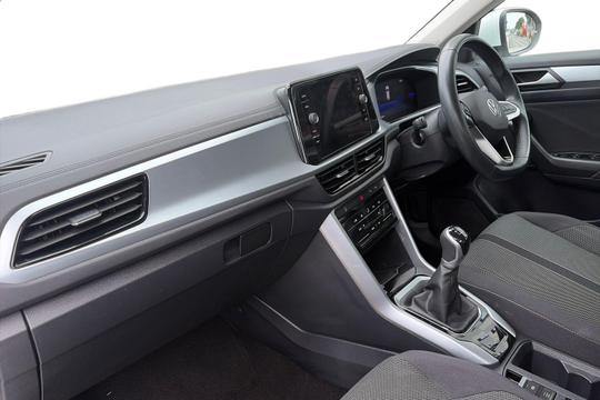 Volkswagen T-roc Photo autoimg-629bd01719425d3fd8c61df43f6910f847e8422c.jpg