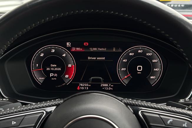 AUDI S4 Photo 15