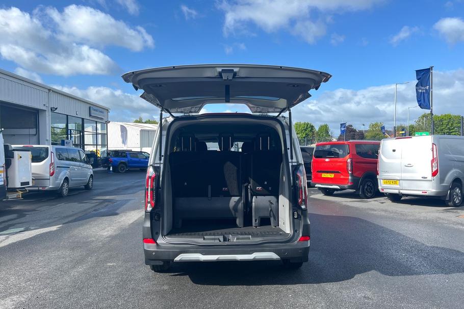 Used Ford TOURNEO CUSTOM EK25HVB 6