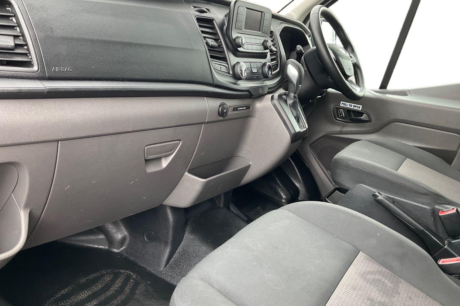Ford TRANSIT Photo 2