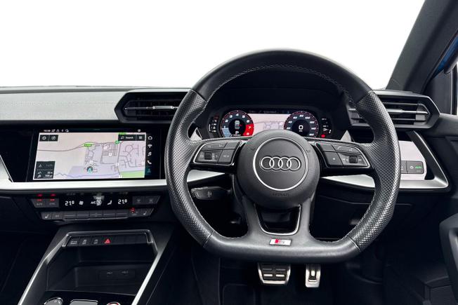 AUDI S3 Photo 11