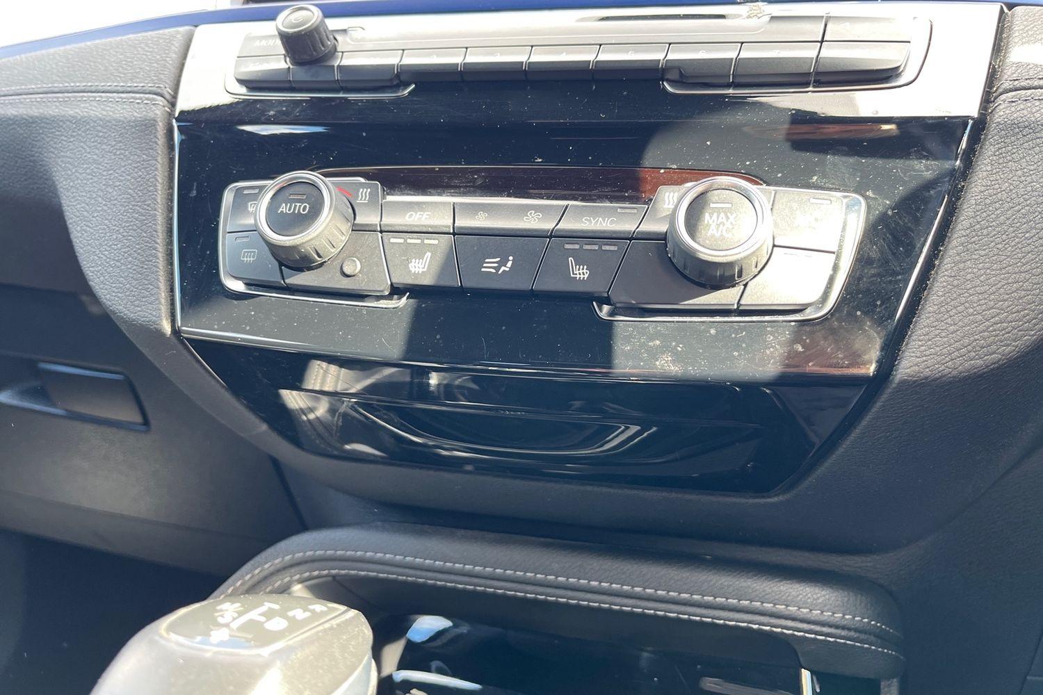 BMW X2 Photo 36
