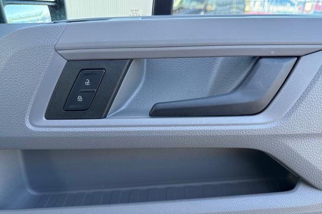 VOLKSWAGEN Crafter Photo 35