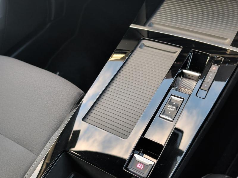 Used Vauxhall Astra BJ73UXY 42