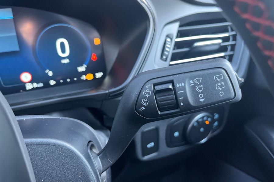 Ford Focus Photo autoimg-62ac122dfadd2322d630ff341d9ff7140363531b.jpg