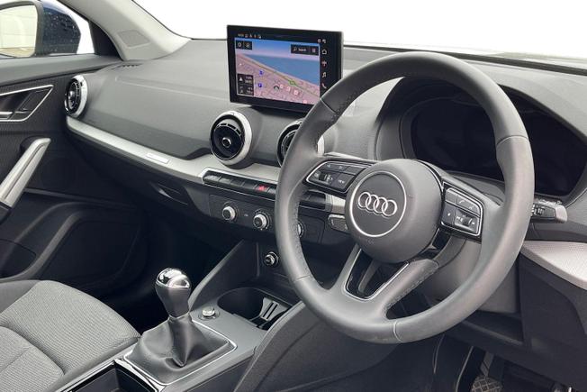 AUDI Q2 Photo 6