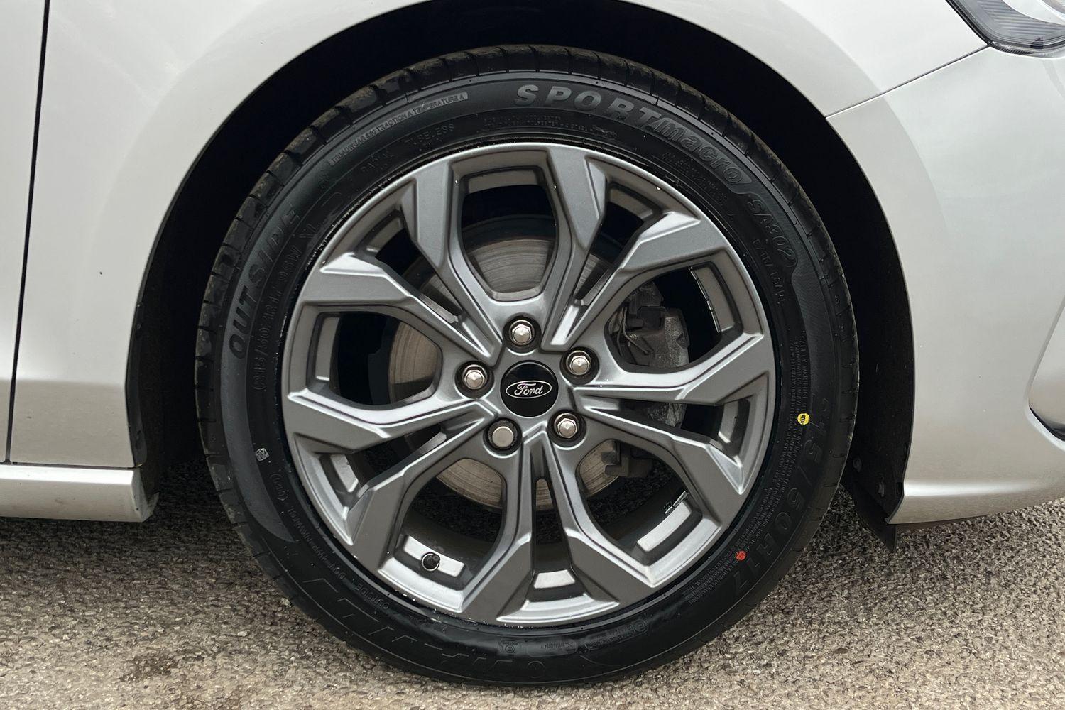 Ford Focus Photo 7