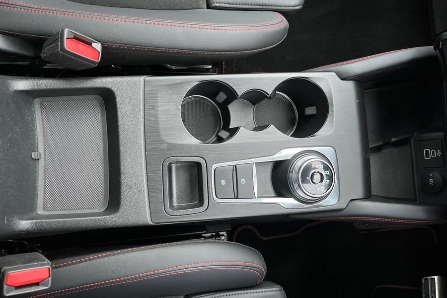 Ford KUGA Photo autoimg-62b610a666e5d60cec6315b9b505b19acd32b6e2.jpg