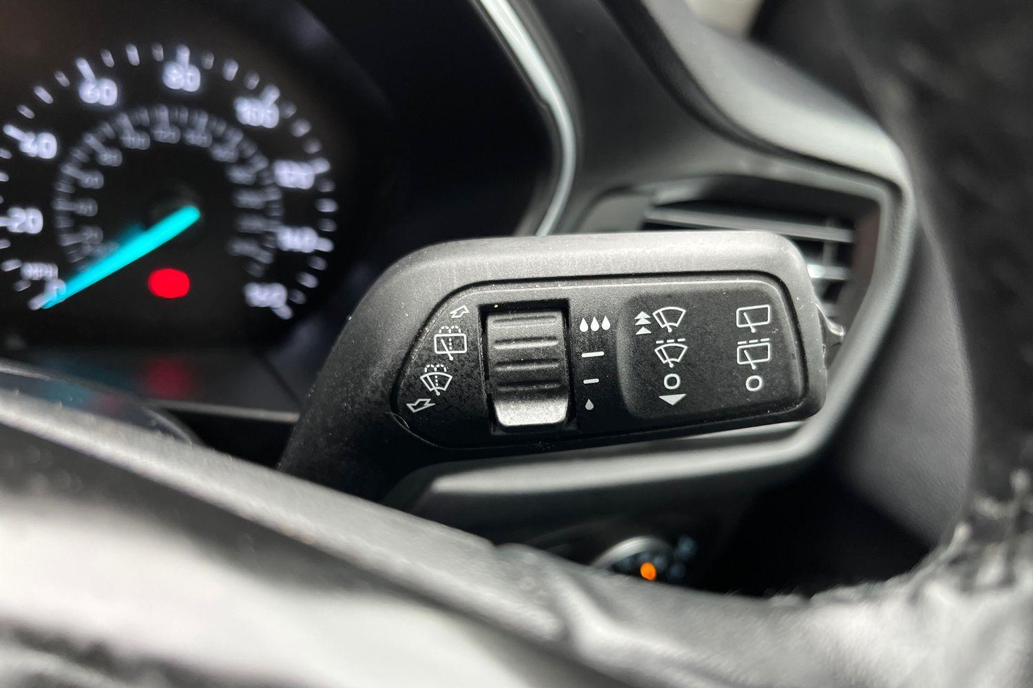 Ford FOCUS Photo 14