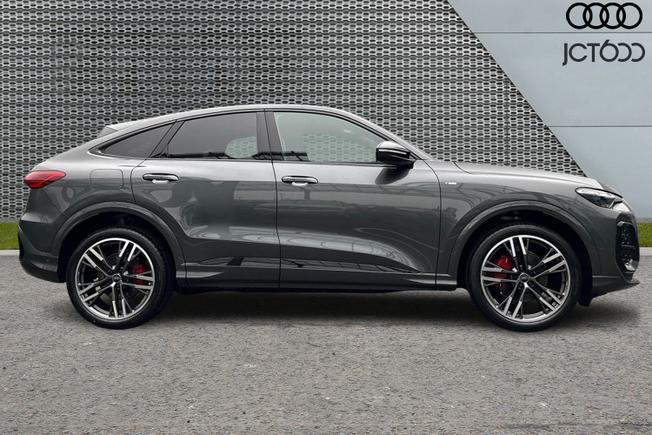 AUDI  Q5 Sportback Photo 4