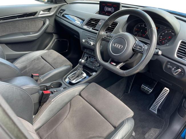 AUDI Q3 Photo 6