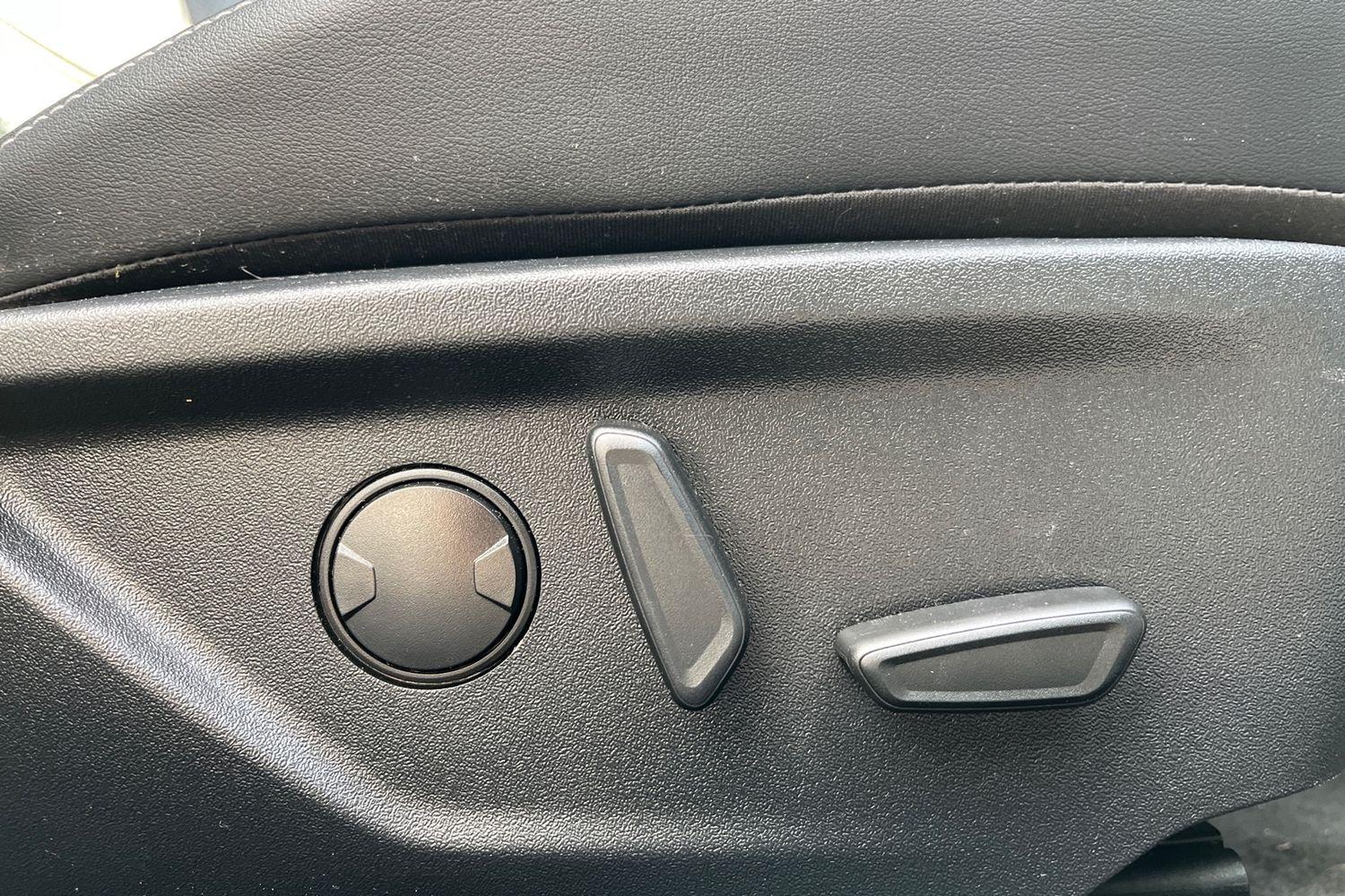 Ford FOCUS Photo 25