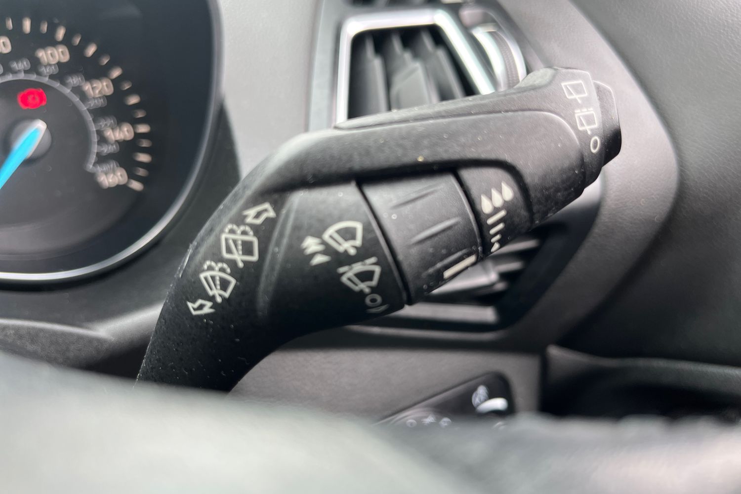 Ford KUGA Photo 14