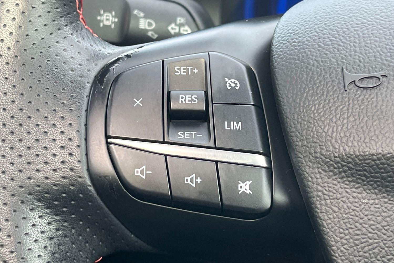Ford Kuga Photo 28