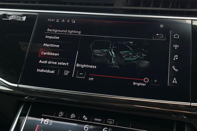 Audi SQ7 Photo 34