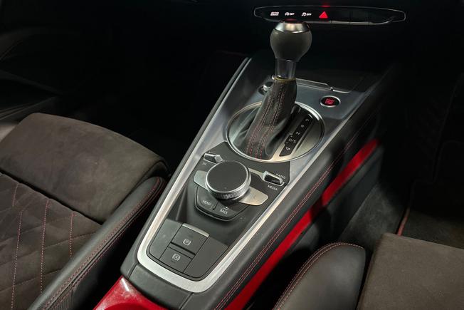 AUDI TT Photo 22