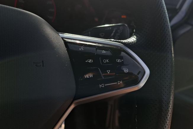 VOLKSWAGEN Golf Photo 17