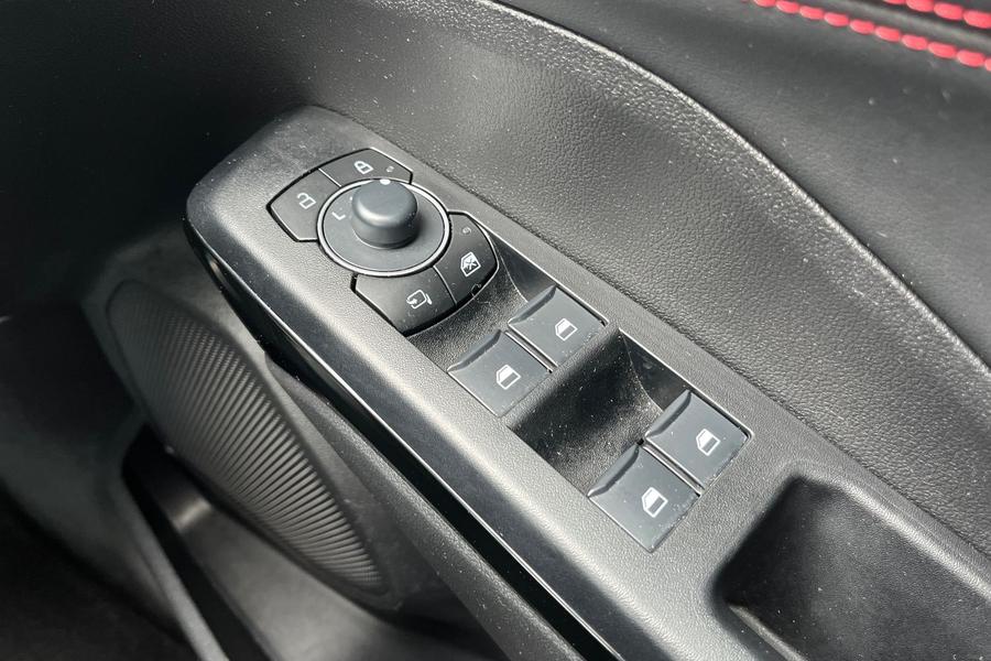 Ford PUMA Photo autoimg-62d52be1a9ef1fd59723d02ef697483935b05b1f.jpg
