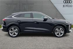 AUDI  Q3 Sportback Photo 4