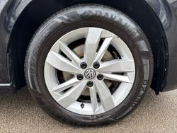 VOLKSWAGEN Polo Photo 5