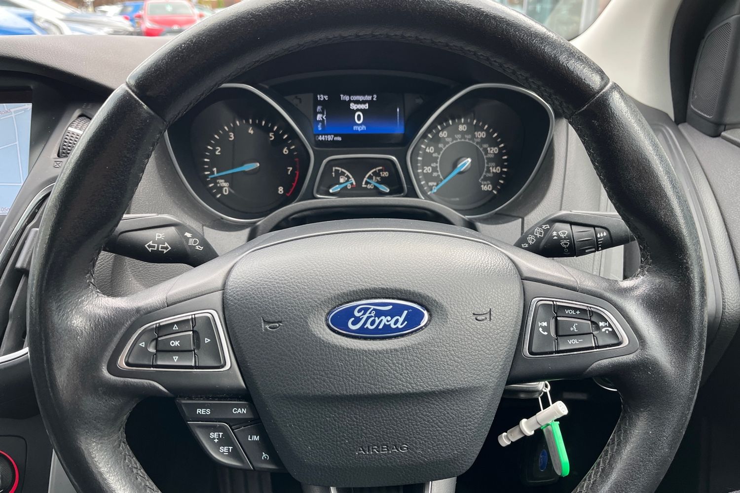 Ford FOCUS Photo 11