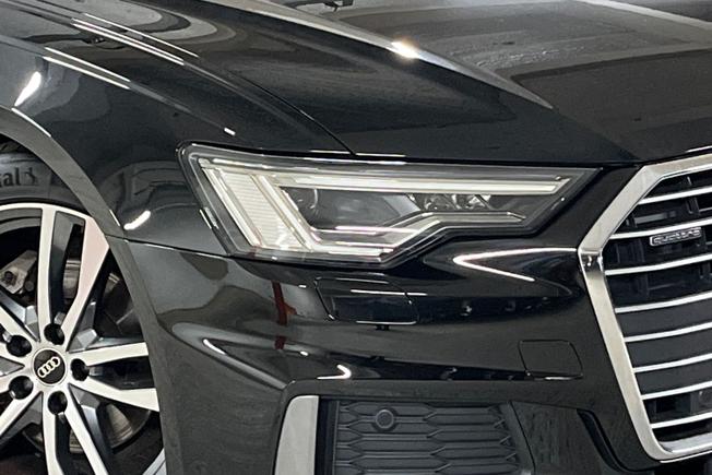 AUDI A6 Avant Photo 19