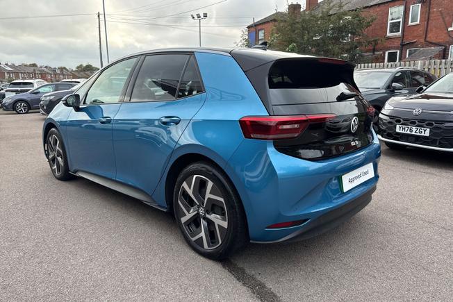 VOLKSWAGEN ID.3 Photo 23