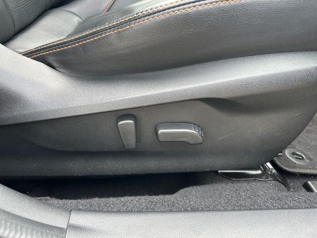 SUBARU Xv Photo 43